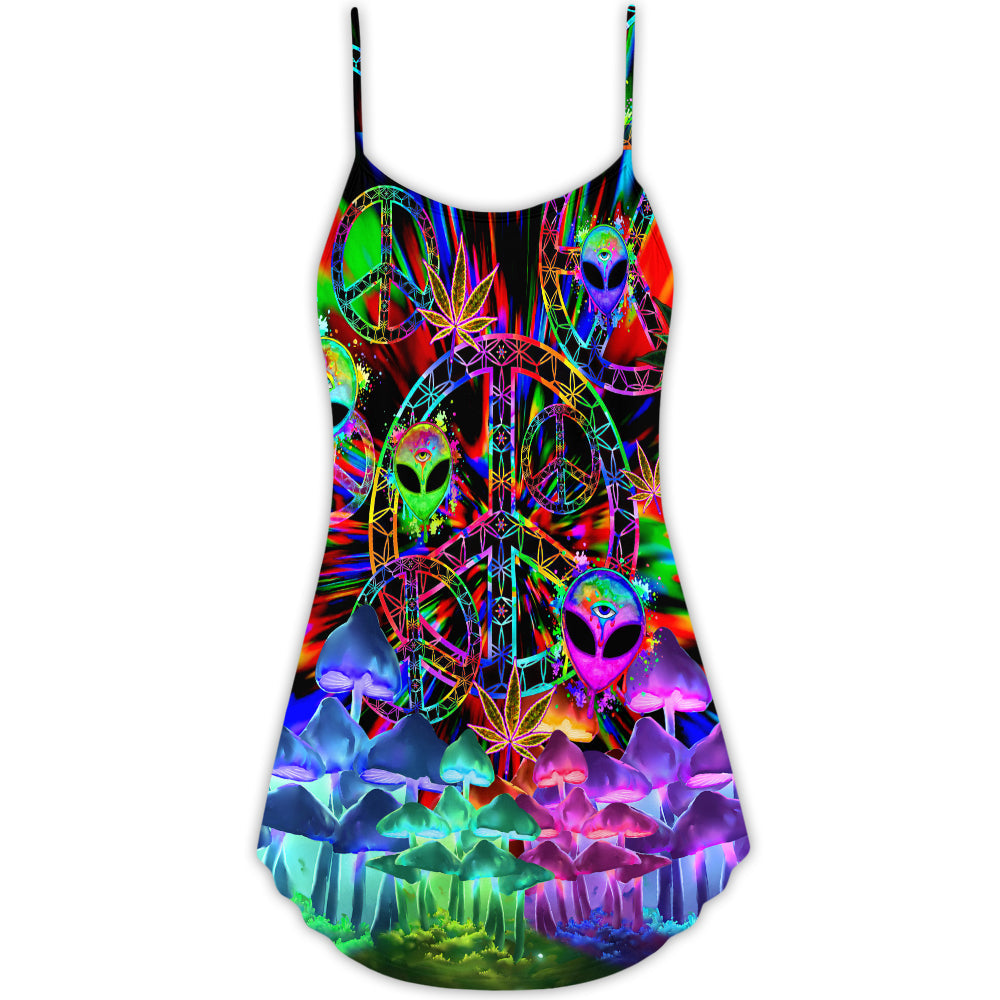 Hippie Alien Peace Colorful – Women's Summer Sleeveless V-Neck Camisole Dress