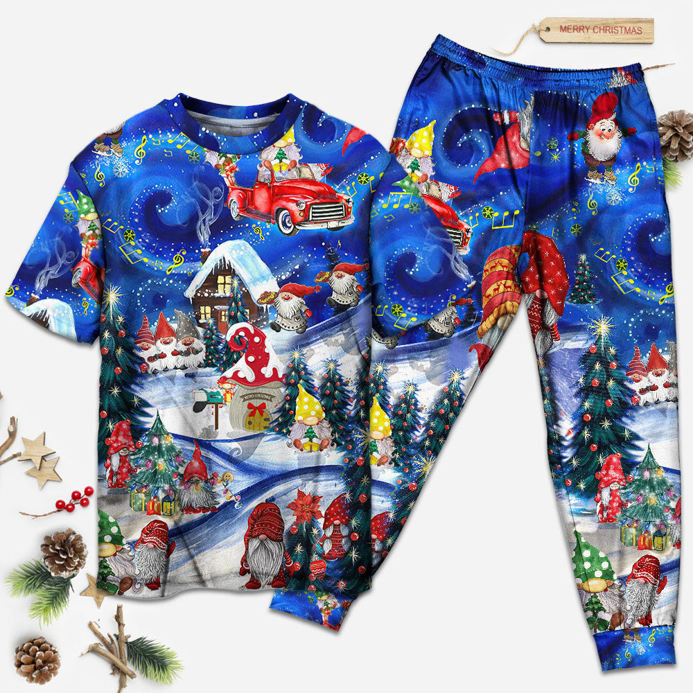Christmas Hanging With My Gnomies - Pajamas Short Sleeve - Owls Matrix LTD