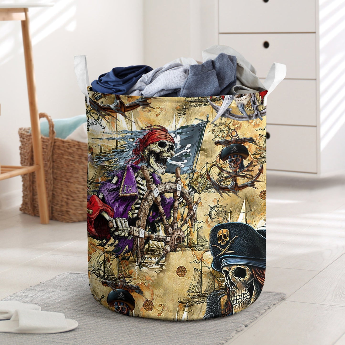 Skull Amazing Pirate Hunting - Laundry Basket - Owls Matrix LTD