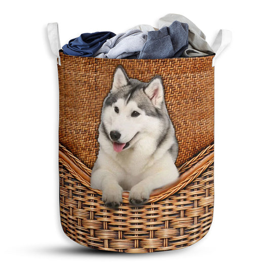 S: 17.72”x13.78” (45x35 cm) Alaskan Malamute Dog Rattan Teaxture - Laundry Basket - Owls Matrix LTD