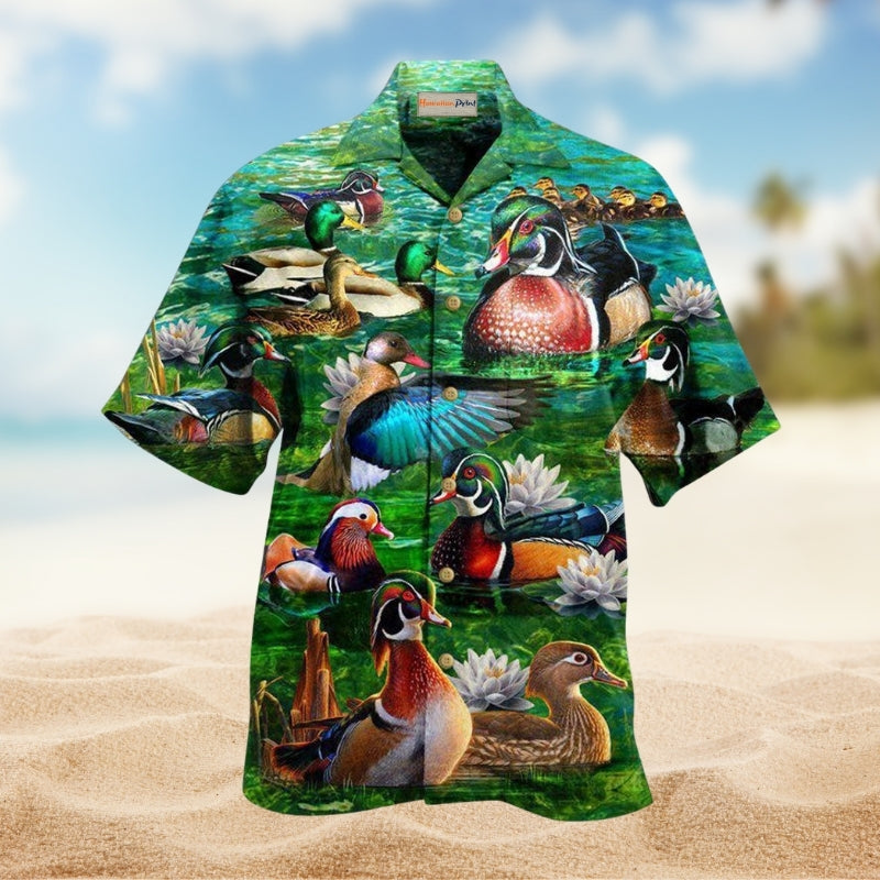 Animals All You Need Is Love And A Duck Limited Edition – Hawaiian Shirt