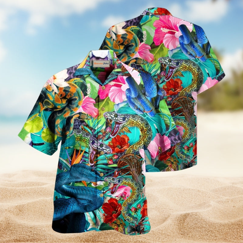 Animals Be Careful It’s Snake Season Limited Edition – Hawaiian Shirt