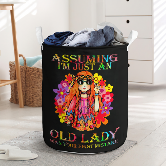 Assuming i'm just an old lady hippie girl - Laundry basket - LAUB16NGC020322-Owls Matrix