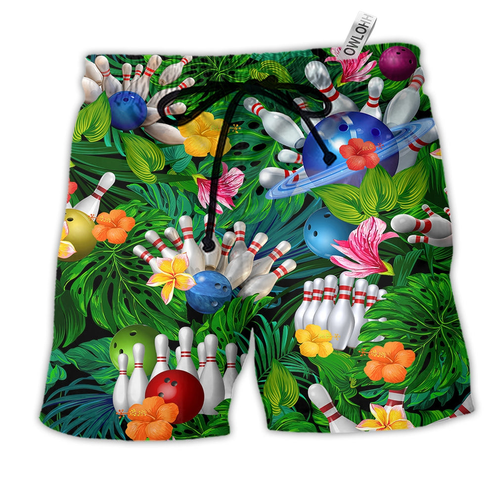 Beach Short / Adults / S Bowling What Happens At Bowling Stays At Bowling In Green - Beach Short - Owls Matrix LTD