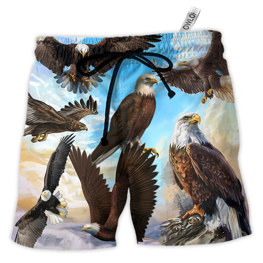 Beach Short / Adults / S Eagle Flying In The Blue Sky - Beach Short - Owls Matrix LTD