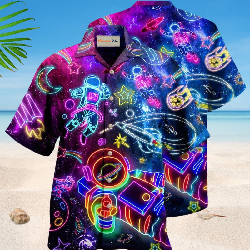 Escape To The Stars Astronaut Edition – Hawaiian Shirt