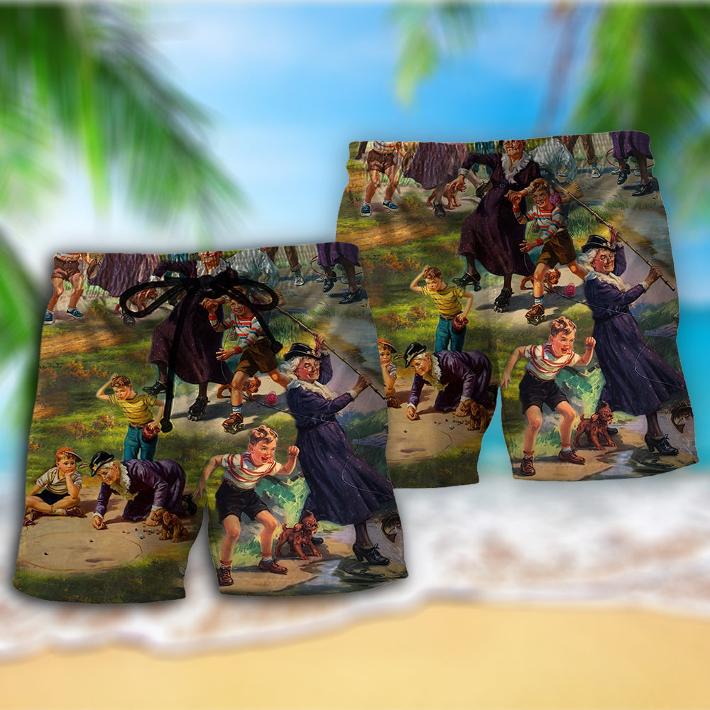 Grandma Playing With Grandson - Beach Short