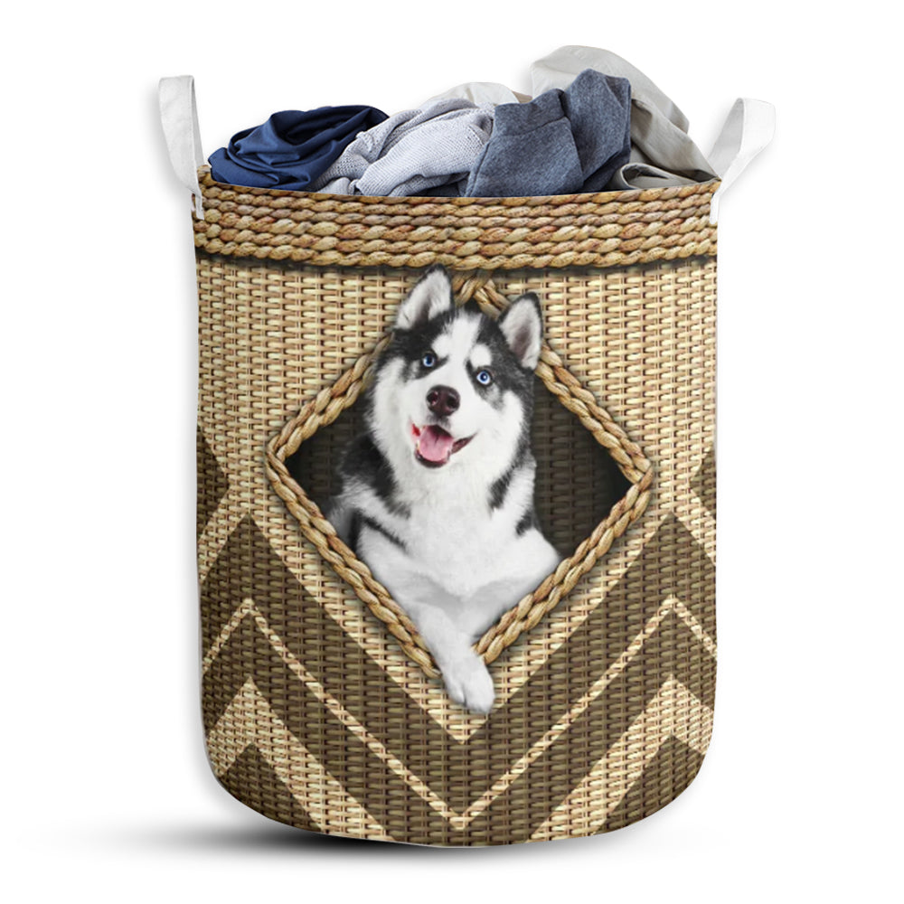 Husky Wickerwork Hole - Laundry Basket - Owls Matrix LTD