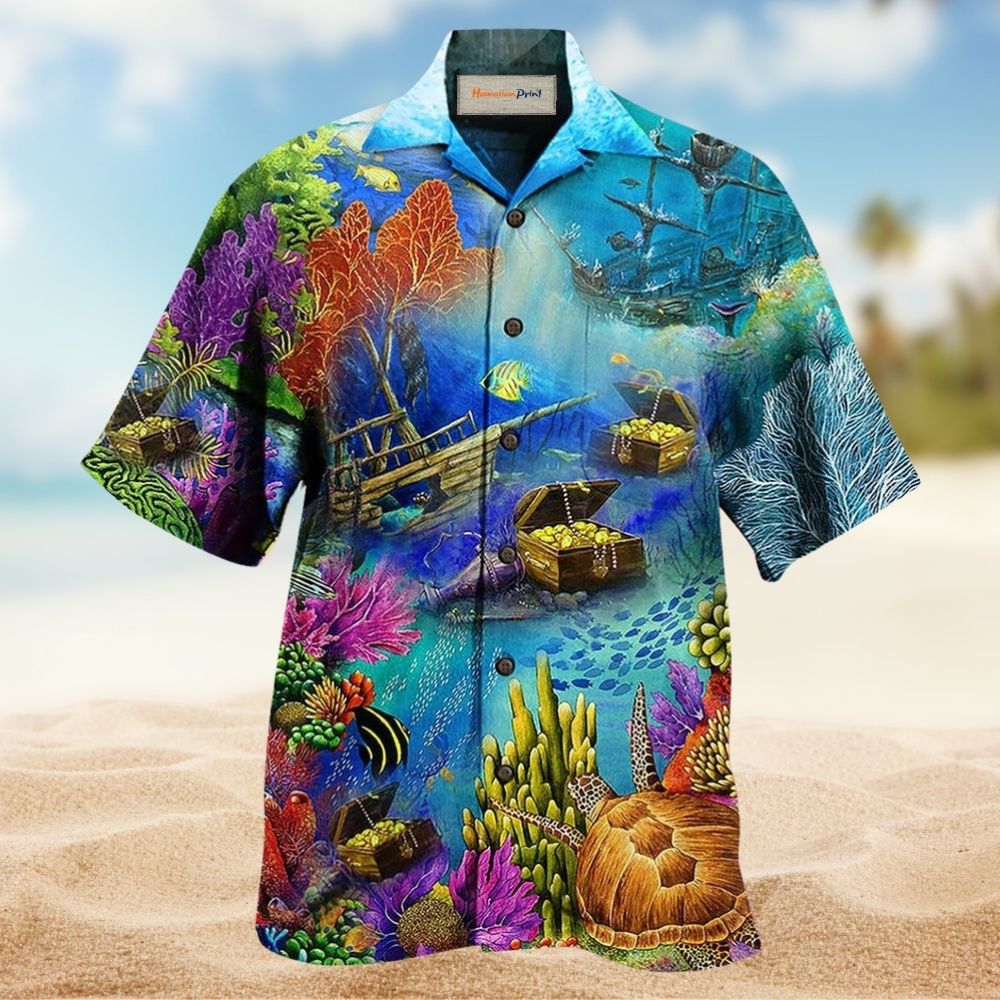 Amazing Ocean Aquarium Art – Hawaiian Shirt