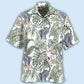 Lemur Tropical Leaf Wildlife Art – Hawaiian Shirt