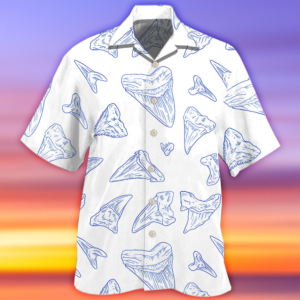 Shark Teeth Collector Ocean Art - Hawaiian Shirt
