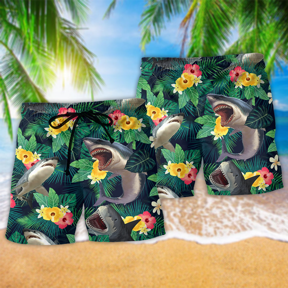 Shark Tropical Leaf Summer Vibes Art – Beach Short