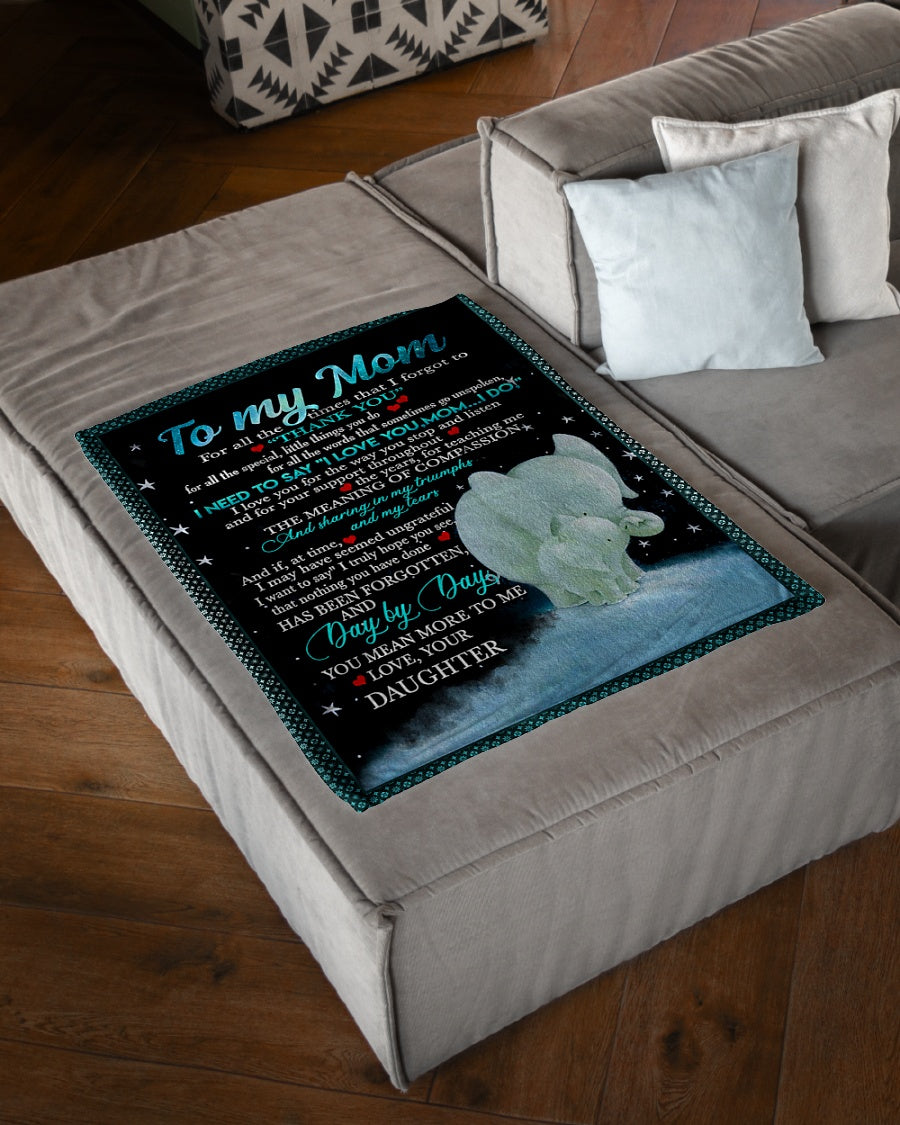 Elephant To My Mom You Are The World To Me Flannel Blanket For Living Room And Bedroom Styling