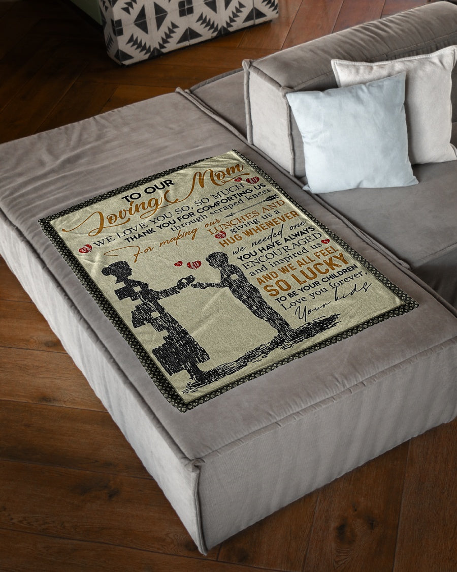 Family Love To Our Loving Mom Flannel Blanket For Living Room And Bedroom Styling