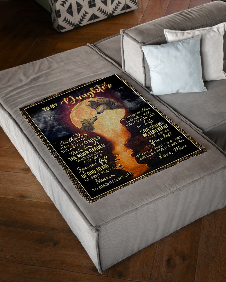 Wolf Stay Strong Be Confident Daughter Gift Flannel Blanket For Living Room And Bedroom Styling