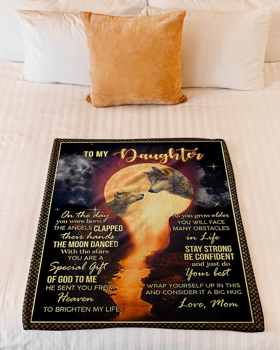 Wolf Stay Strong Be Confident Daughter Gift Flannel Blanket For Relaxing At Home And Travel