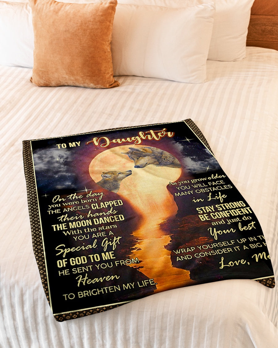 Wolf Stay Strong Be Confident Daughter Gift Flannel Blanket For Soft Bed Couch And Home Comfort