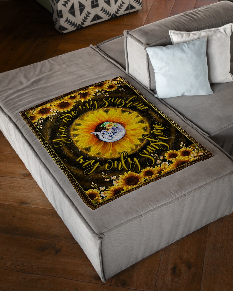 Elephant Warm Sunshine Love Flannel Blanket For Living Room And Bedroom Styling