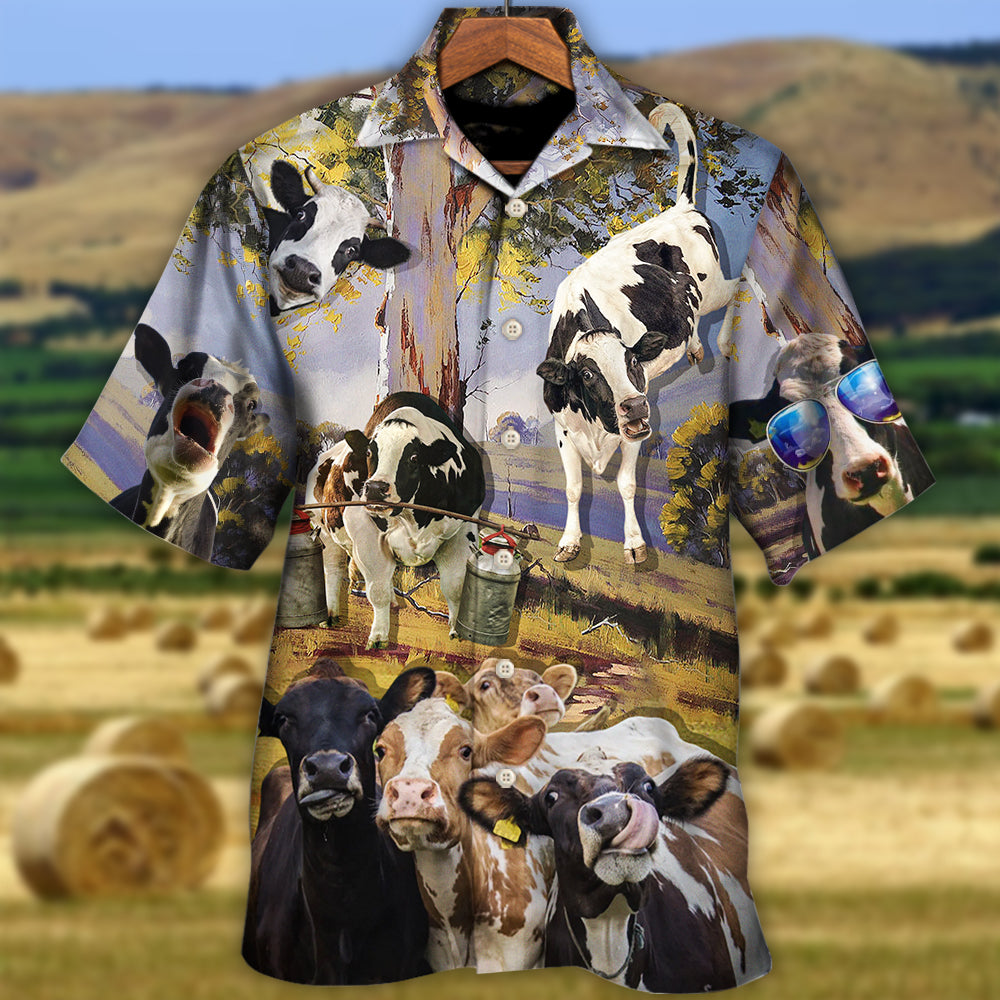 Cow Dancing In The Australian Landscape Funny Art Style - Hawaiian Shirt - Reefox