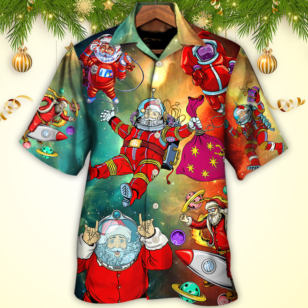 Christmas Santa Claus Astronaut Story In The Galaxy - Hawaiian Shirt - Reefox