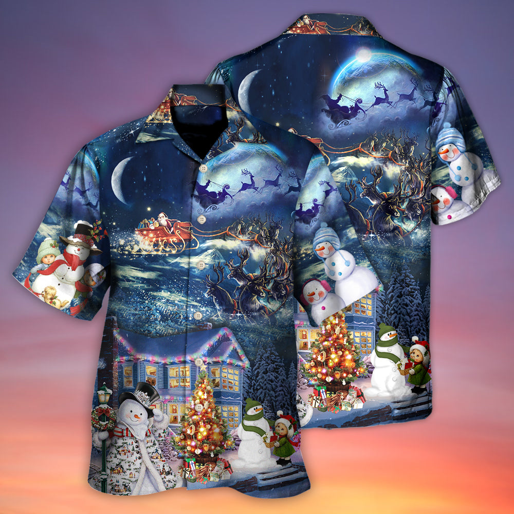 Christmas Santa Claus Family In Love Light Art Style - Hawaiian Shirt - Reefox