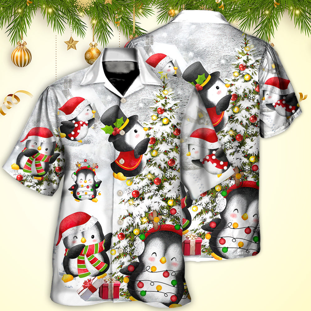 Christmas Chilling Penguin Family In Love Christmas - Hawaiian Shirt - Reefox