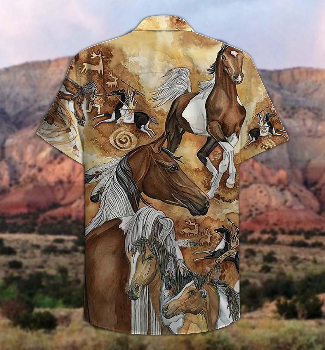 Native Horses Run Away Vintage - Hawaiian Shirt - Reefox