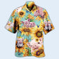 Pig Animals Amazing Pig Loves Sunflowers - Hawaiian Shirt - Reefox