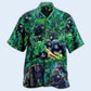 Gorilla Animals Family Of Gorillas In The Jungle Together - Hawaiian Shirt - Reefox