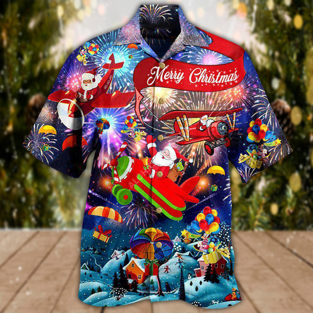 Christmas Spreading Love Santa Merry Christmas - Hawaiian Shirt - Reefox