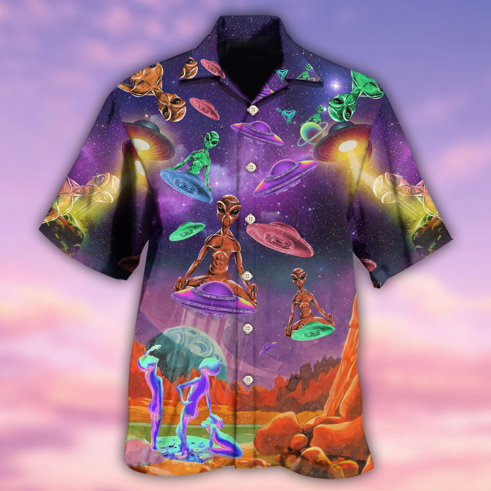 Alien Galaxy Awesome UFO - Hawaiian Shirt - Reefox