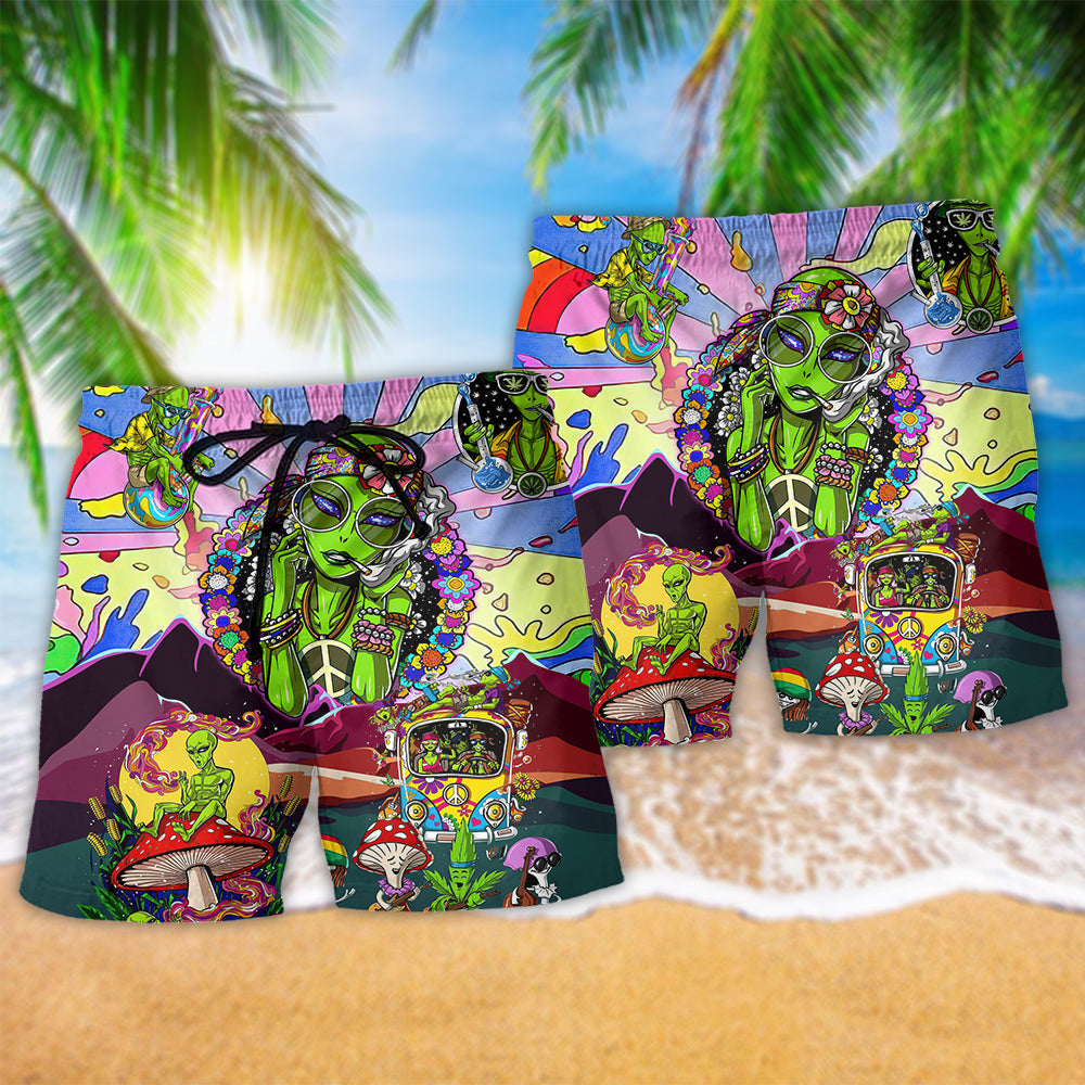 Hippie Alien Peace Life Color Cool Style - Beach Short Reefox - Owls Matrix LTD